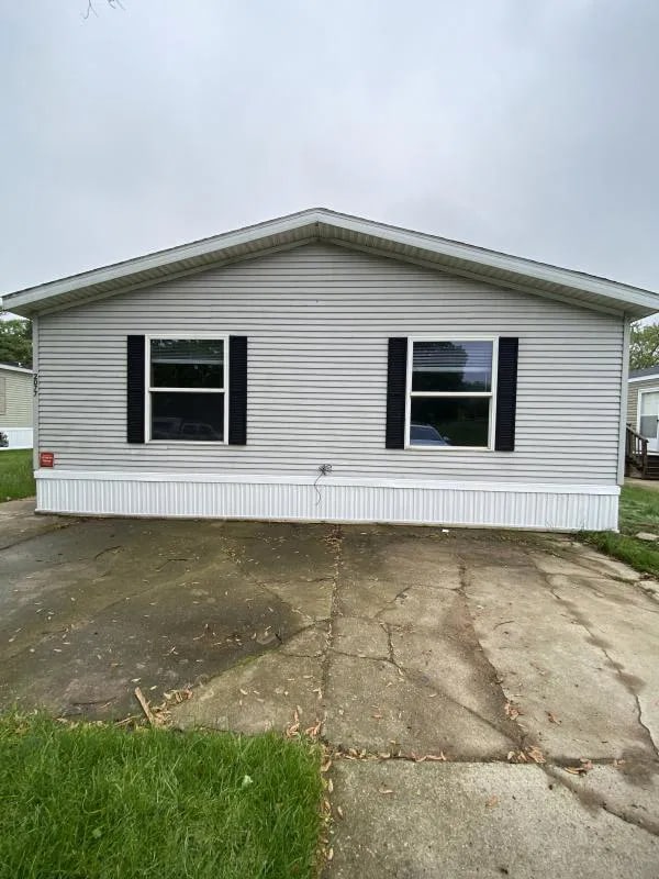 Primary Photo - 1435 N Milford Rd