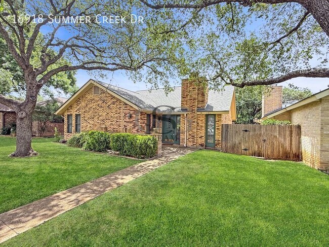 Building Photo - 16918 Summer Creek Dr
