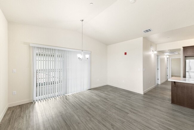 Building Photo - Luxe Ripon Apartments