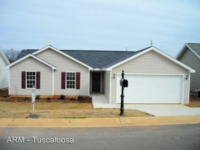 Primary Photo - 3726 Crescent Gardens Dr