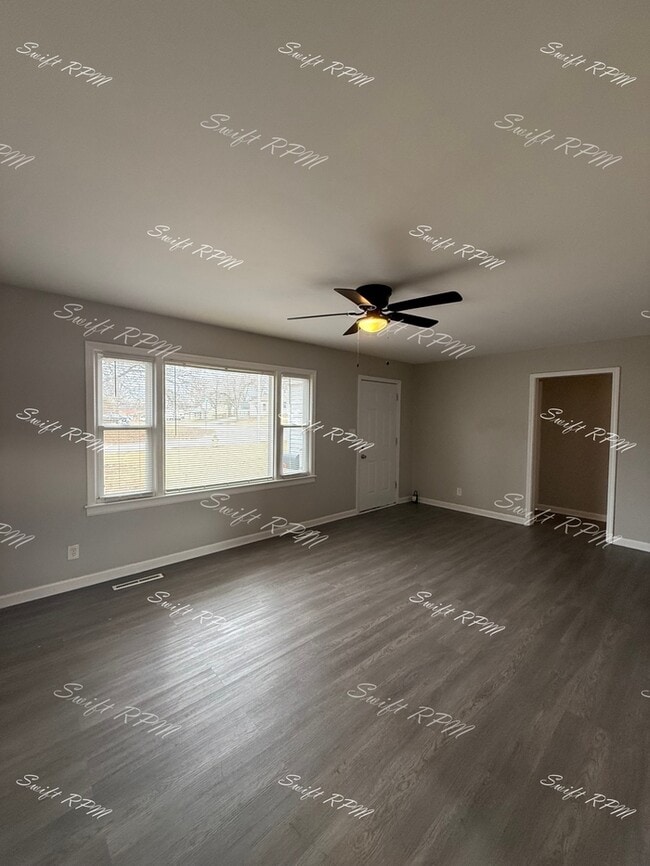 Building Photo - 709 NE 66th Terrace