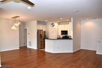 Building Photo - 23420 Alamanda Dr