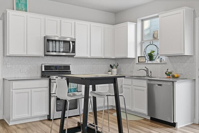 Foto del edificio - 8002 Mandela Bend