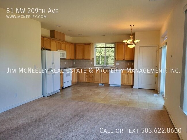 Foto del edificio - 81 NW 209th Ave