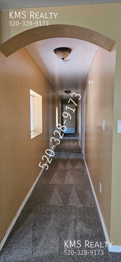 Foto del edificio - 3536 E Blacklidge Dr