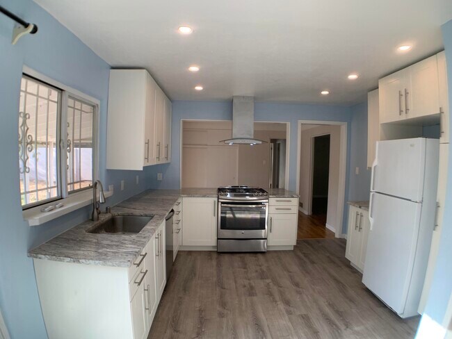 Foto del edificio - 612 Truman St SE