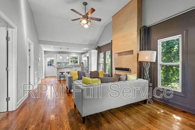 Foto del edificio - 335A Edith Ave