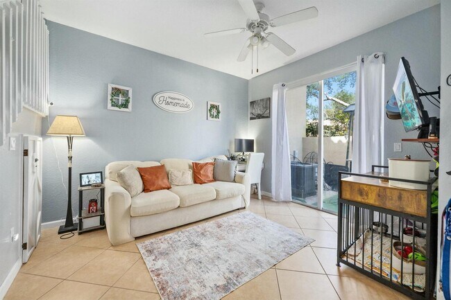 Foto del edificio - 2905 Hidden Hills Rd