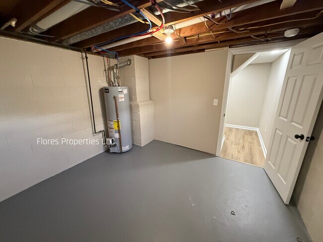 Foto del edificio - 1136 Pauline Ave