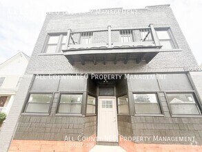 Building Photo - 2649 E 110th St