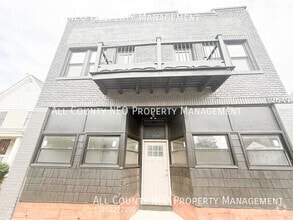 Building Photo - 2649 E 110th St