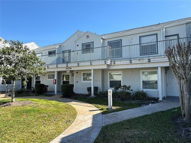 Building Photo - 2536 Woodgate Blvd