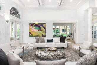 Interior Photo - Riverwalk Pointe