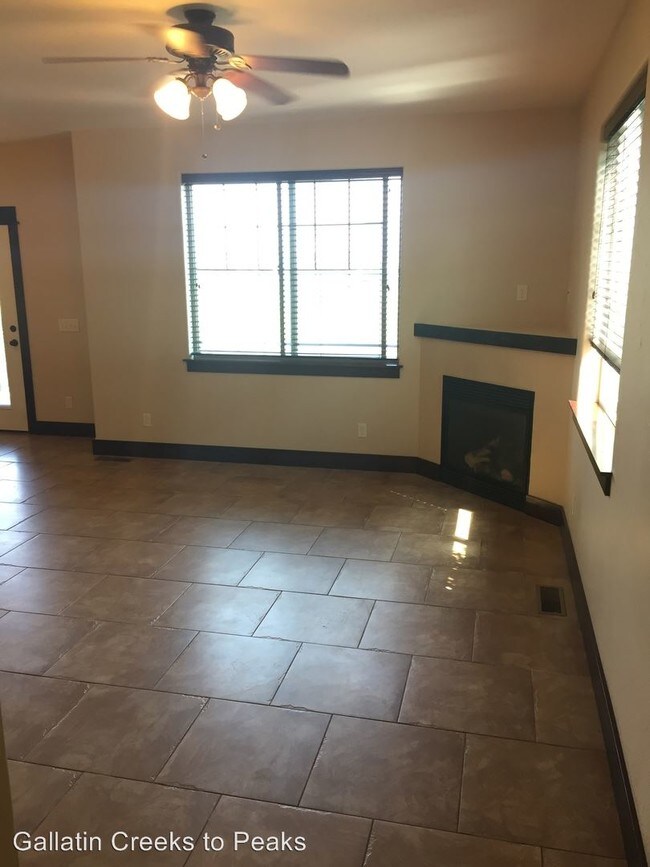 Building Photo - 3215 WARBLER Way