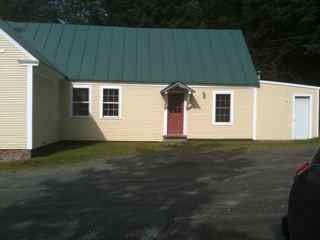 Building Photo - 698 W Woodstock Rd