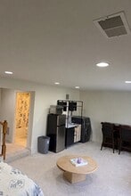 Building Photo - 9211 Point Replete Dr