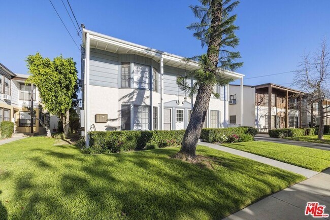 Foto del edificio - 5324 Vantage Ave