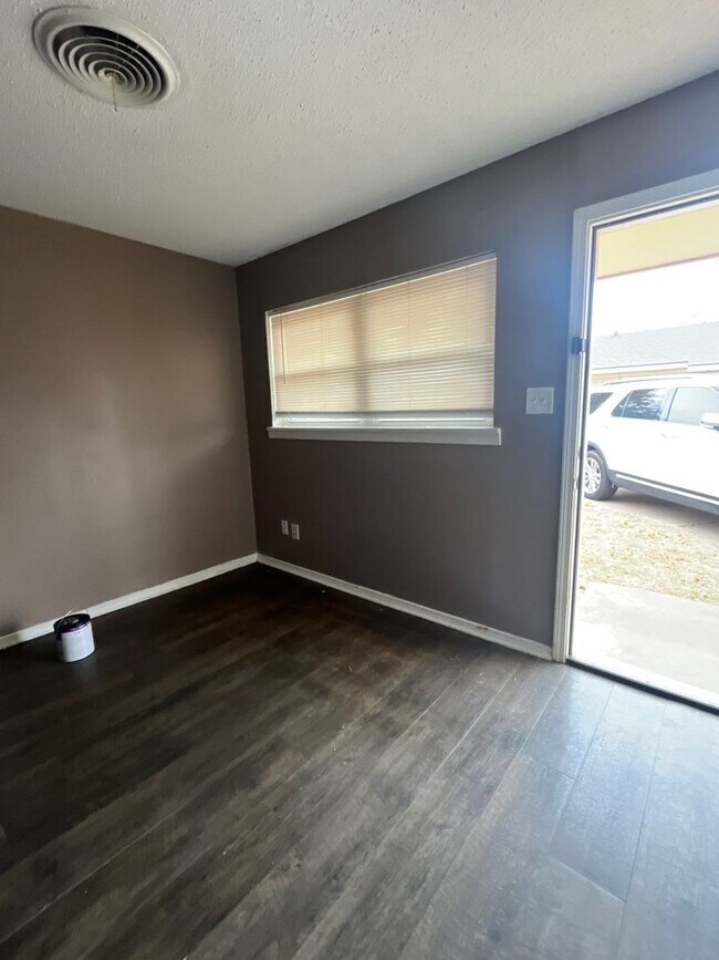 Foto del edificio - 1614 58th St