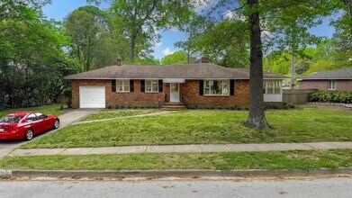 Building Photo - 1831 Banning Rd