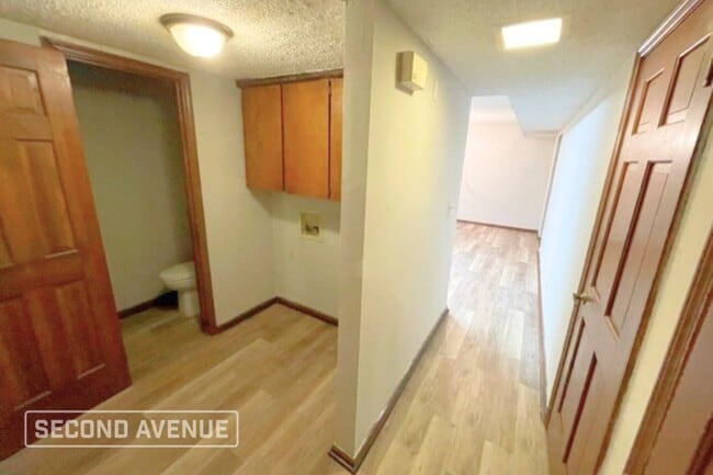 Building Photo - 4786 High Oak Dr