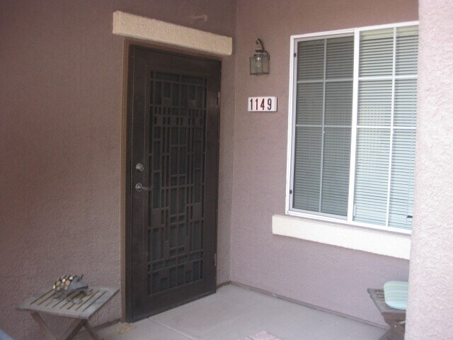 Foto principal - 6868 Sky Pointe Dr