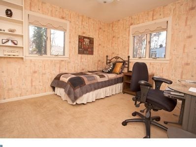 Building Photo - 410 Narragansett Dr