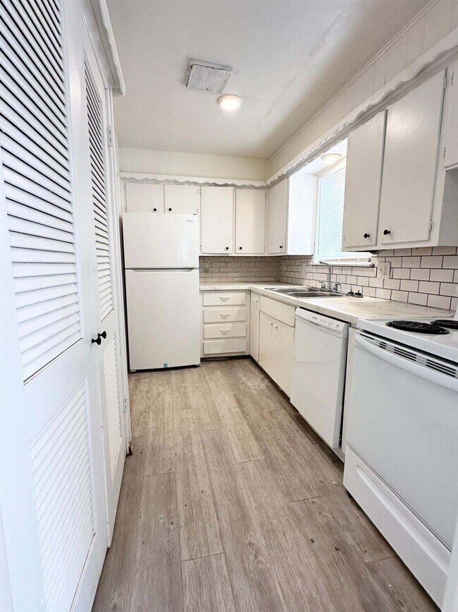 Foto del edificio - 1303 65th St