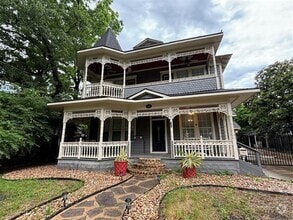 Building Photo - 506 W Baylor St