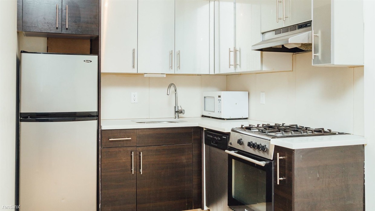 Primary Photo - 2 br, 1 bath Apartment - 56 S 11th St