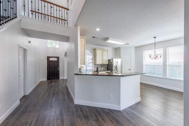 Building Photo - 2911 Ledgeside Ct
