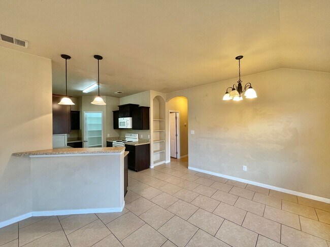 Foto del edificio - 4405 Cambridge Dr