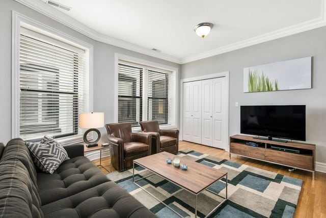 Living Room - 1715 N Crilly Ct