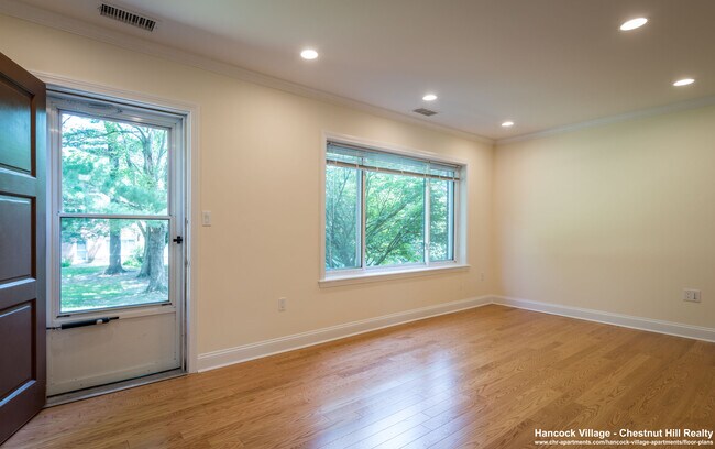 Foto del edificio - 113 Thornton Rd
