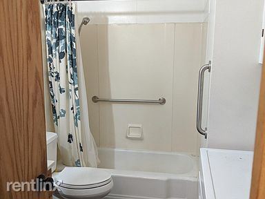 Primary Photo - 4 br, 2 bath House - 2221 Clearview Ave