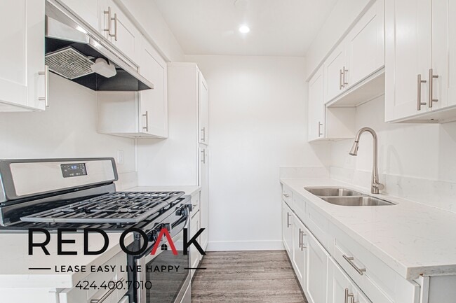 Foto del edificio - 2177 W 25th St