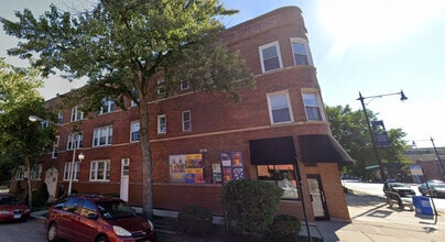 Building Photo - 3280 W Fullerton Ave