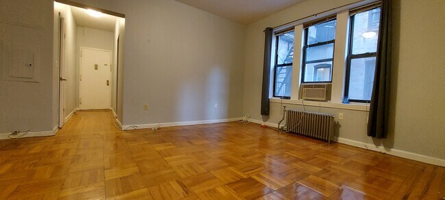 Building Photo - 333 Fairmount Ave