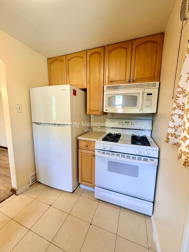 Foto del edificio - 1076 Thornwood Dr