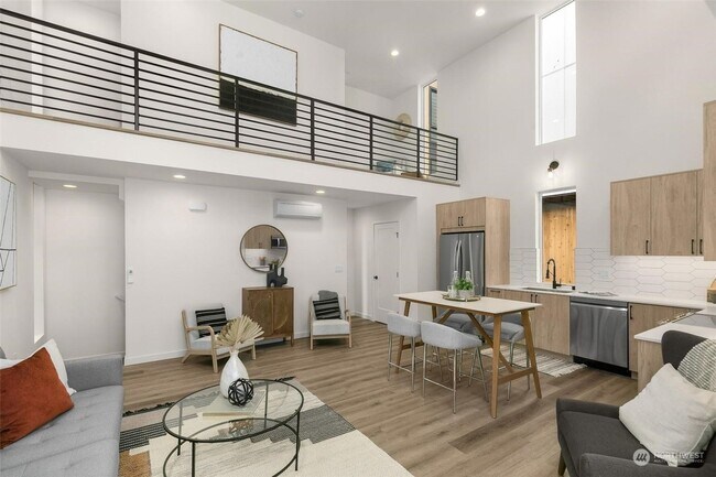 Foto del edificio - Welcome Home -Modern and Expansive Windows