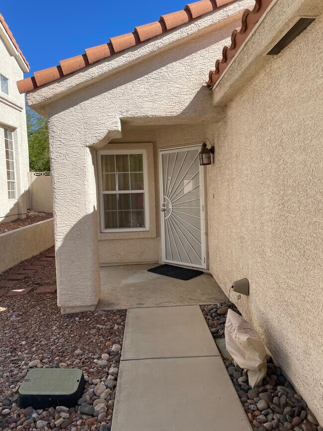 Foto del edificio - 7700 Prairie Corners Dr