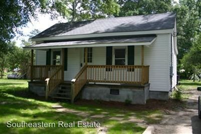 Foto principal - 2 br, 1 bath Apartment - 402 S Smith Street