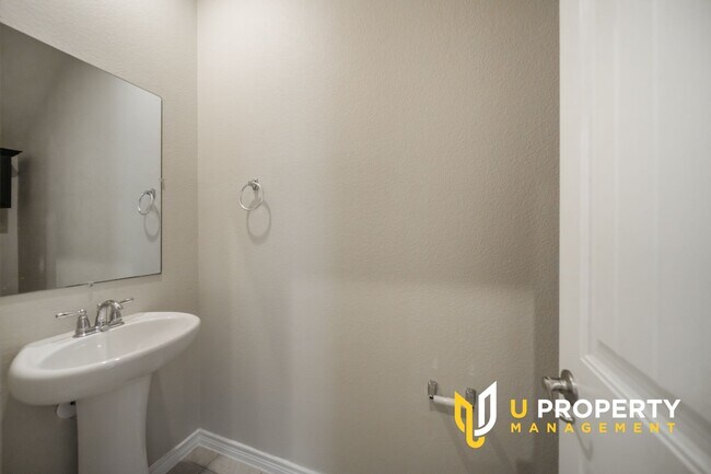 Foto del edificio - Beautiful two-story 4-bedroom 3.5 bath house within Prosper ISD!