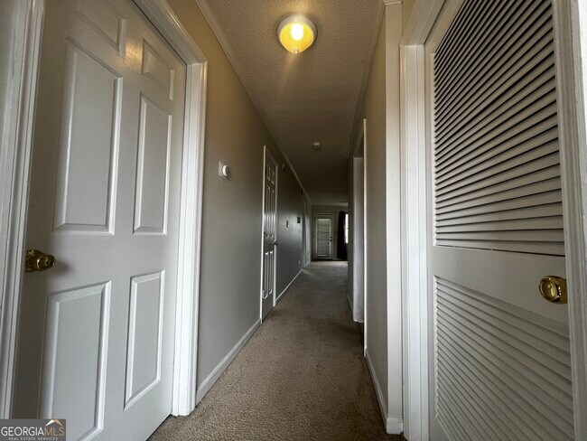 Foto del edificio - 2165 S Milledge Ave