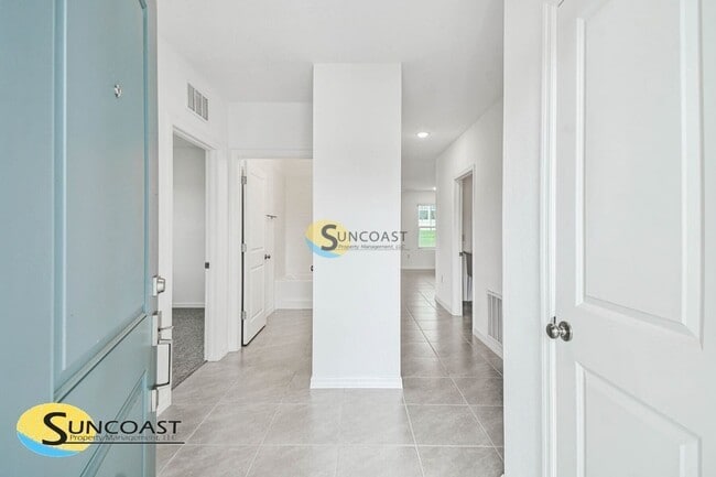 Foto del edificio - 8271 N Wakefield Dr