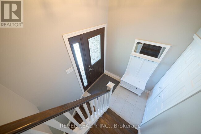 Building Photo - 28 Southglen Rd