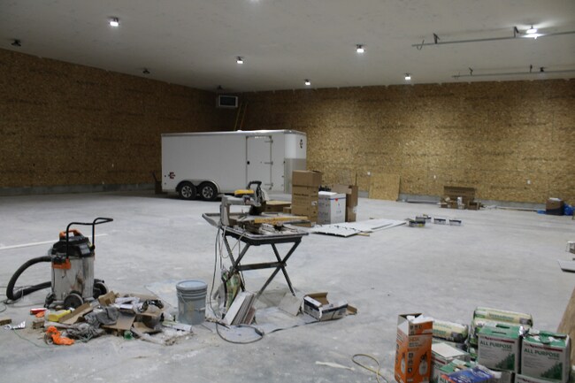 Foto del edificio - 61A W 465 N