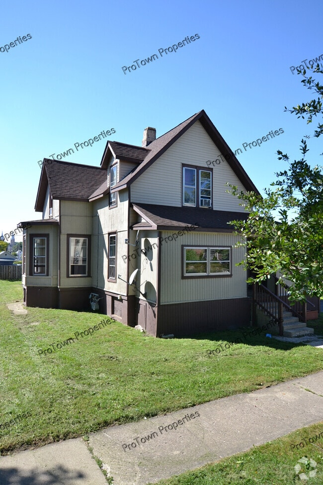 Building Photo - 407 Herkimer St