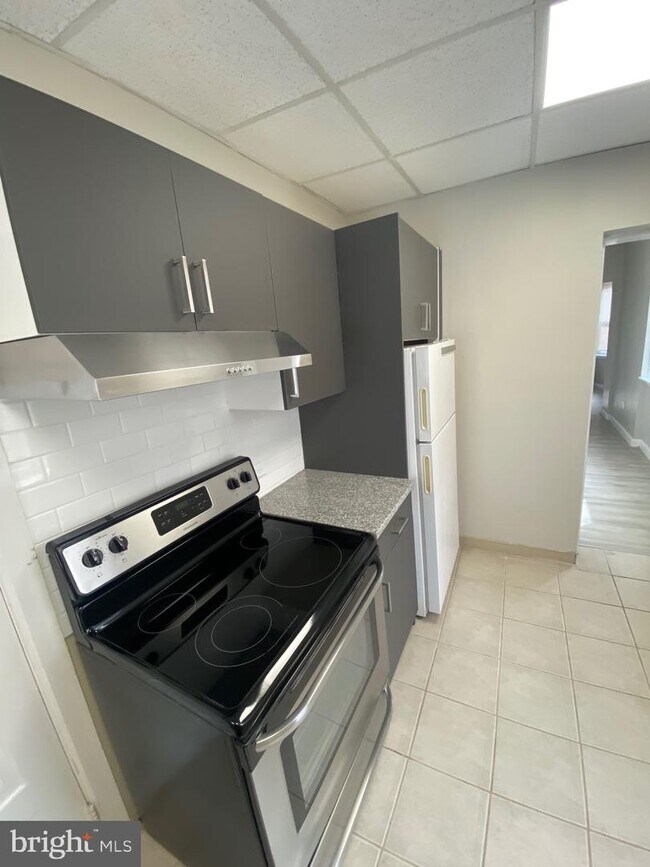 Foto del edificio - 1142 S 11th St