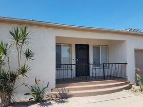 Building Photo - 650 3rd St