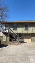 Building Photo - 416 E Pacific